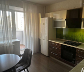 1-комн, 40кв м, этаж 3/9 ул Петрова, 28