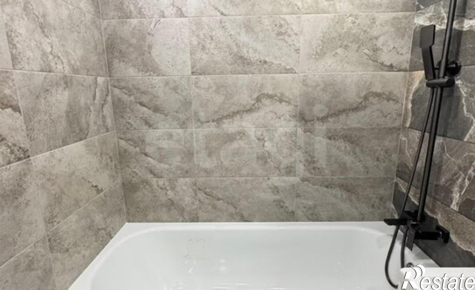 Купить квартиру за 6 090 000 рублей на Йошкар-Ола, улица Петрова, 5