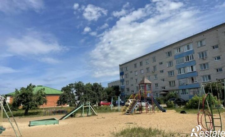 3-комн квартира Звенигово, улица Ленина, 49