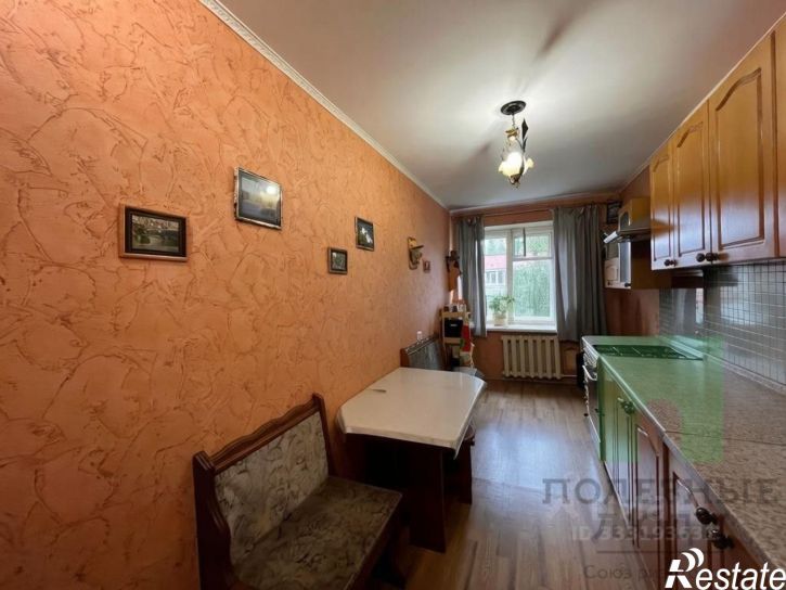 4-комн квартира улица Волкова,дом 65