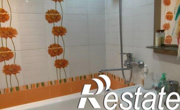 2-комн квартира Коммунистическая улица, 20,  д. 20
